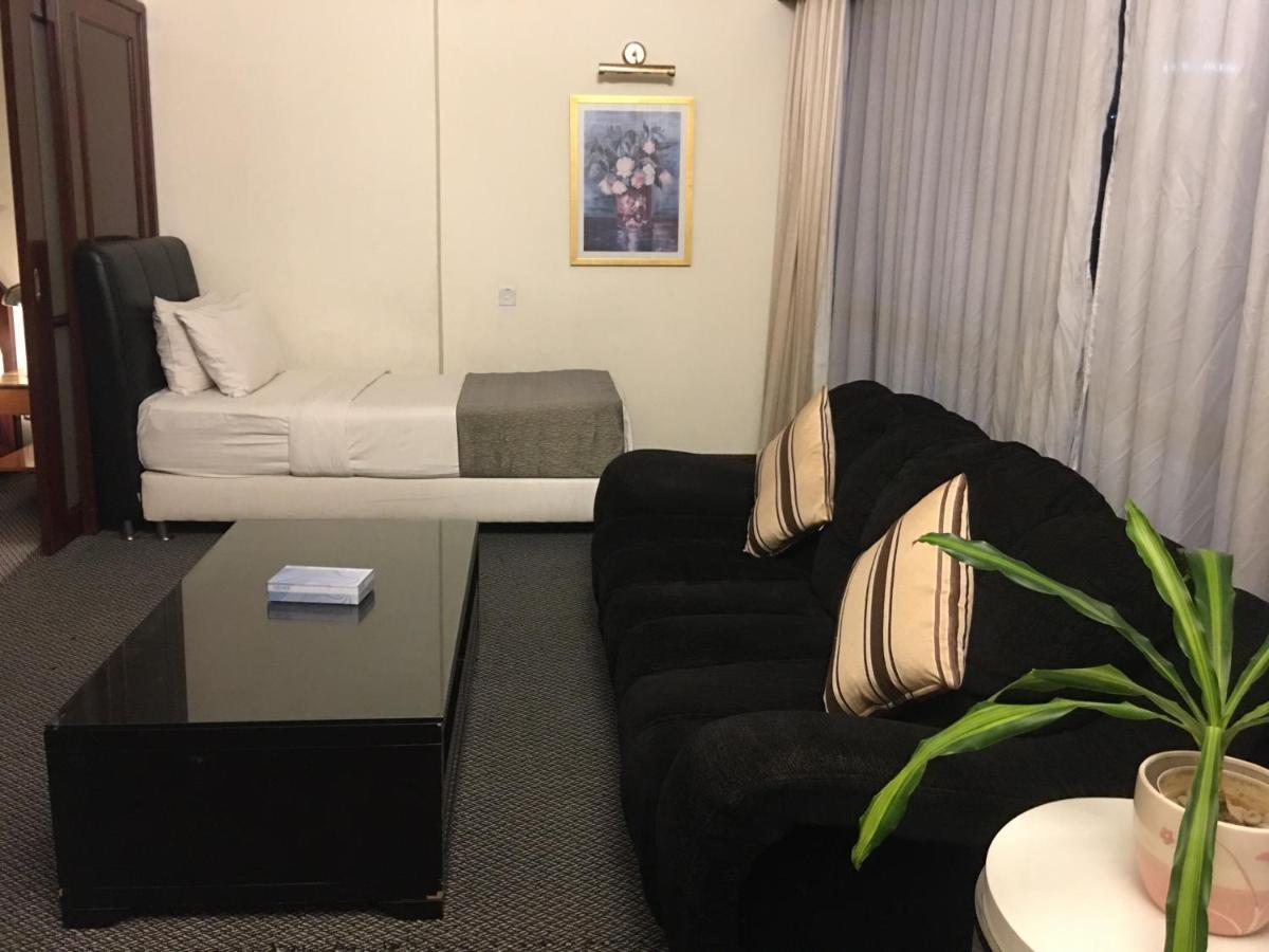 קואלה לומפור Sabah Suites At Times Square Kl מראה חיצוני תמונה