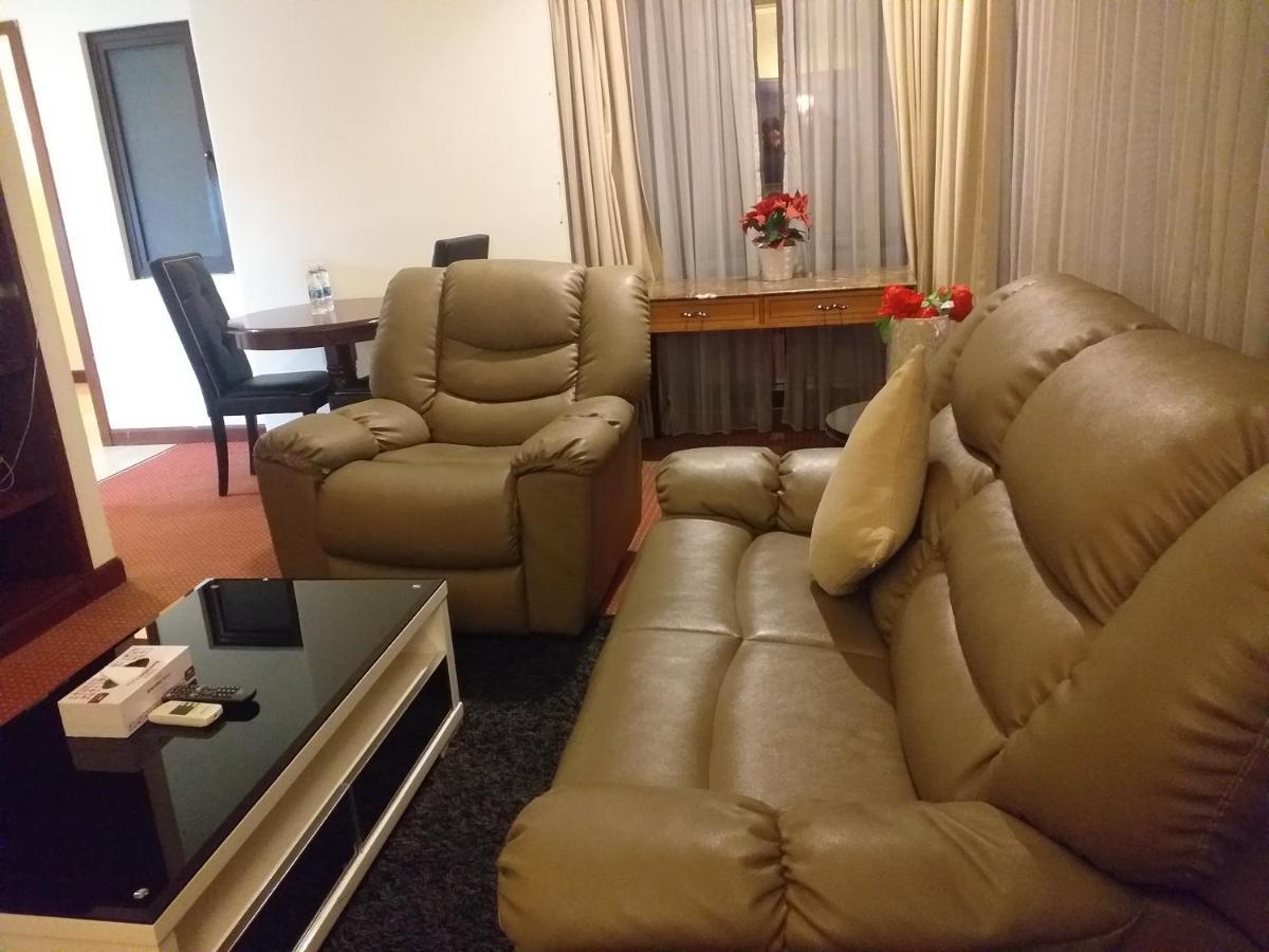 קואלה לומפור Sabah Suites At Times Square Kl מראה חיצוני תמונה