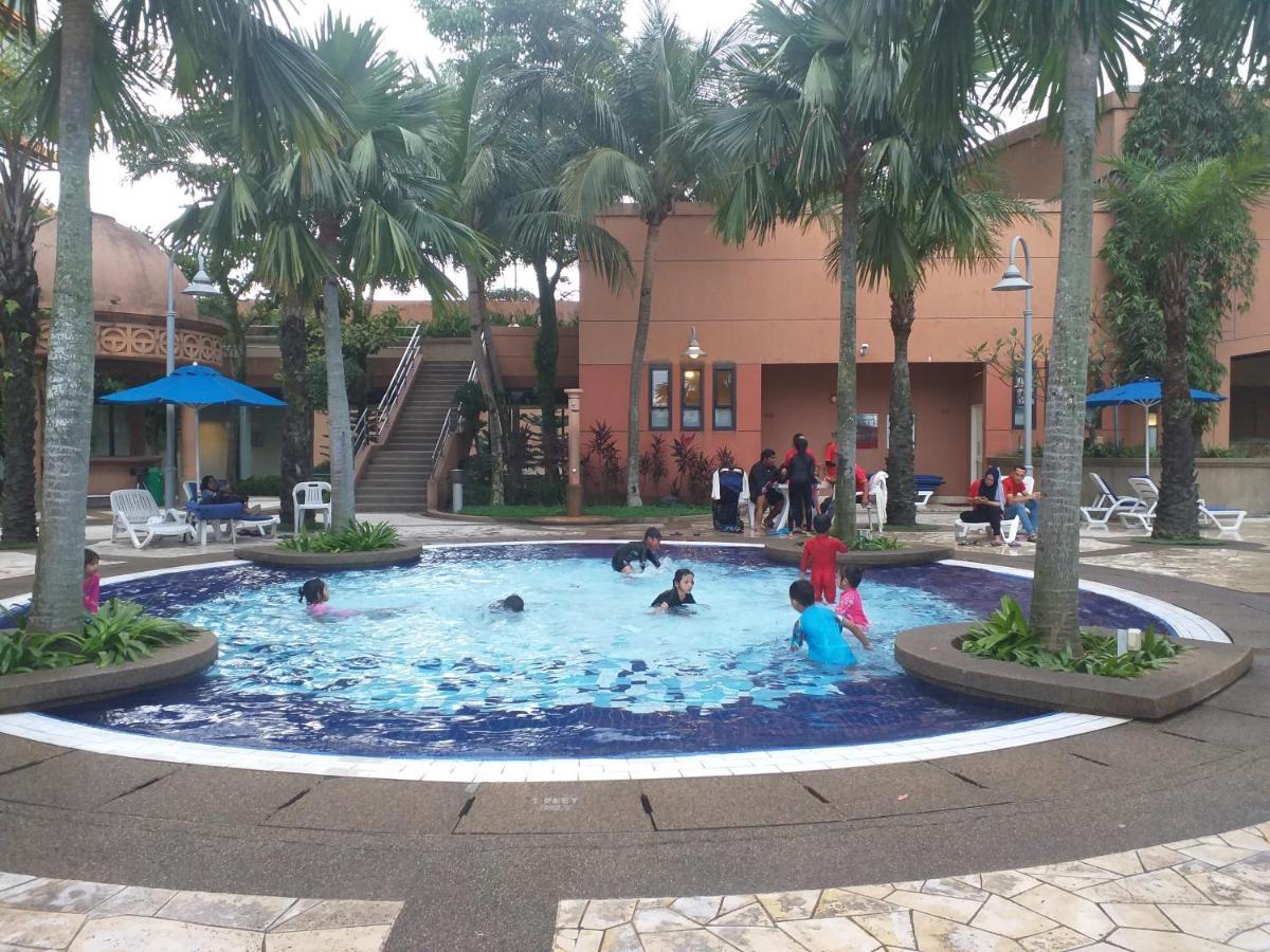 קואלה לומפור Sabah Suites At Times Square Kl מראה חיצוני תמונה